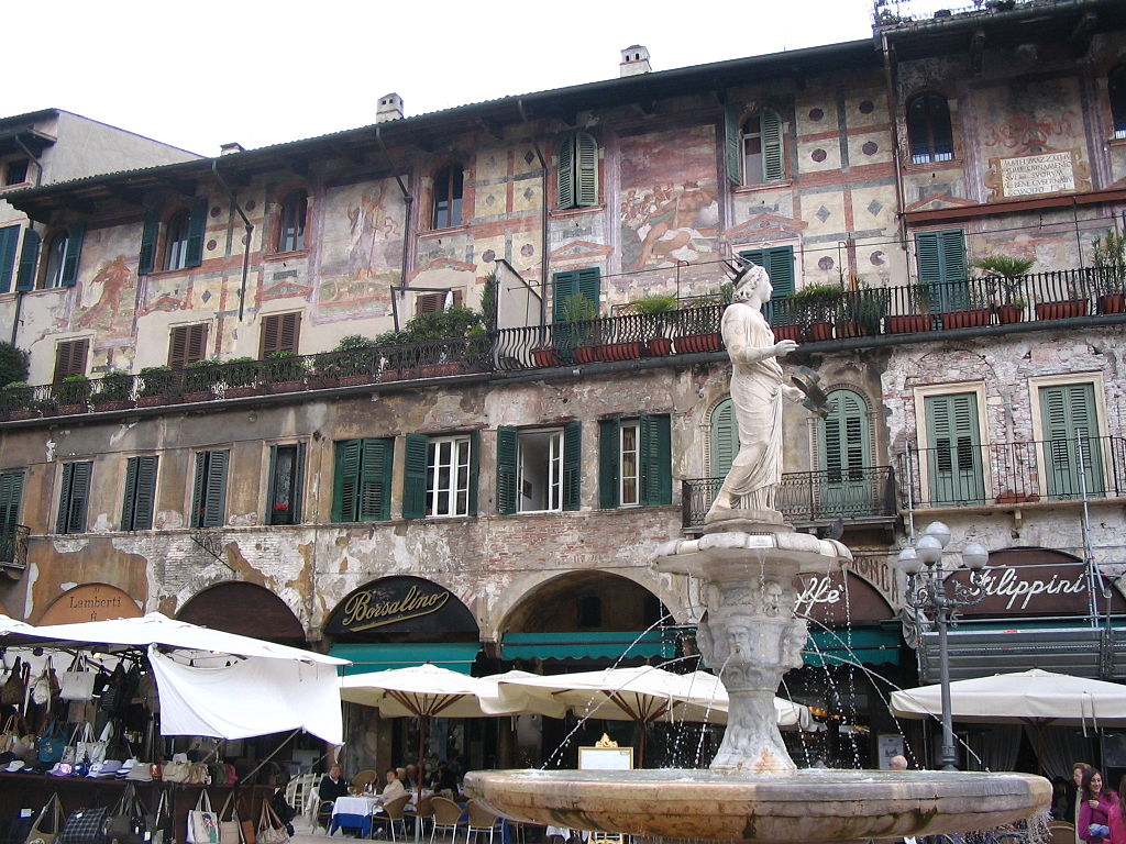 Historia de la plaza más antigua de Verona
