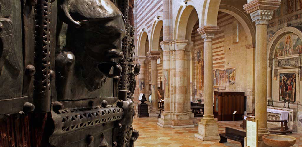 Interior de la Iglesia San Zeno