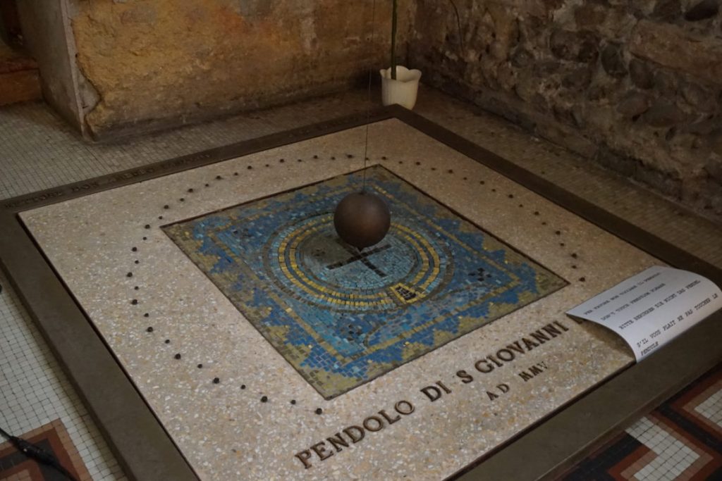 Interior de la iglesia