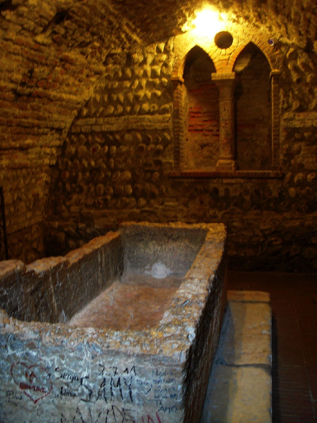 conoce la tumba de julieta